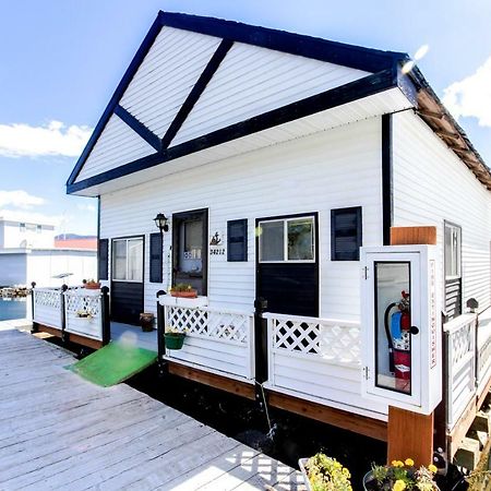 Athol Scenic Bay Float Home Hideaway מראה חיצוני תמונה