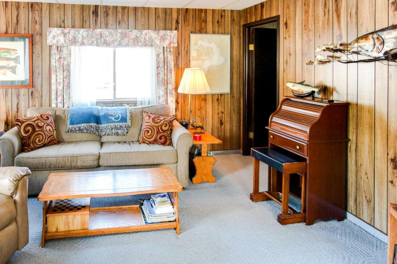 Athol Scenic Bay Float Home Hideaway מראה חיצוני תמונה