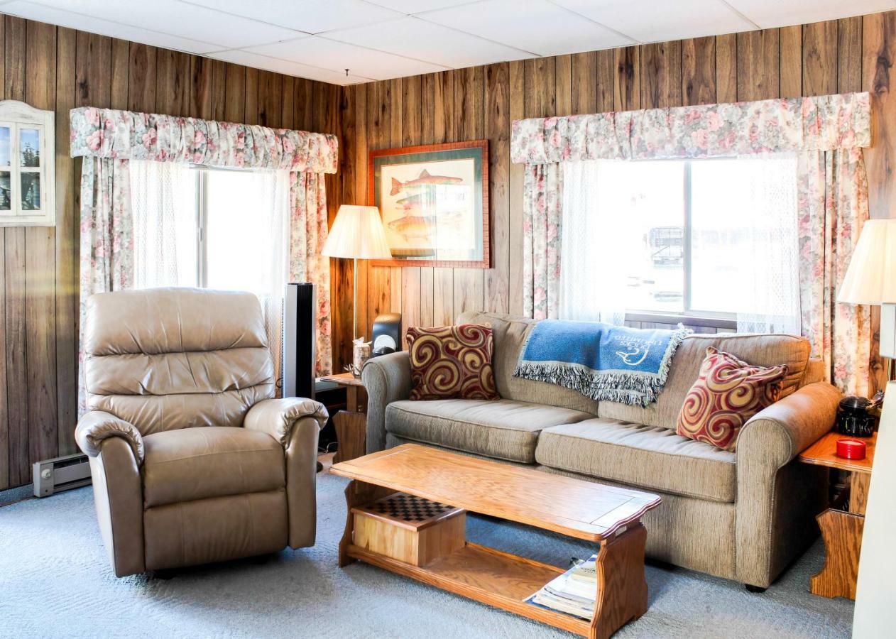 Athol Scenic Bay Float Home Hideaway מראה חיצוני תמונה